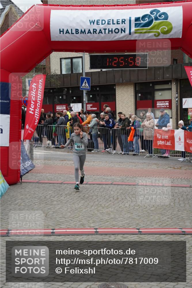 04.05.2025 - 8. Wedeler Halbmarathon Felixshl http://msf.ph/oto/7817009 04.05.2025 11:25:56 Ziel 861 meine-sportfotos.de