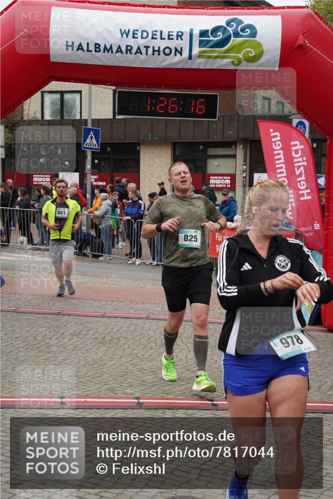 04.05.2025 - 8. Wedeler Halbmarathon Felixshl http://msf.ph/oto/7817044 04.05.2025 11:26:14 Ziel 801, 825, 978, 1123 meine-sportfotos.de