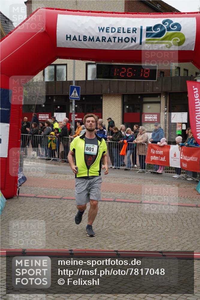 04.05.2025 - 8. Wedeler Halbmarathon Felixshl http://msf.ph/oto/7817048 04.05.2025 11:26:16 Ziel 801, 825, 978 meine-sportfotos.de