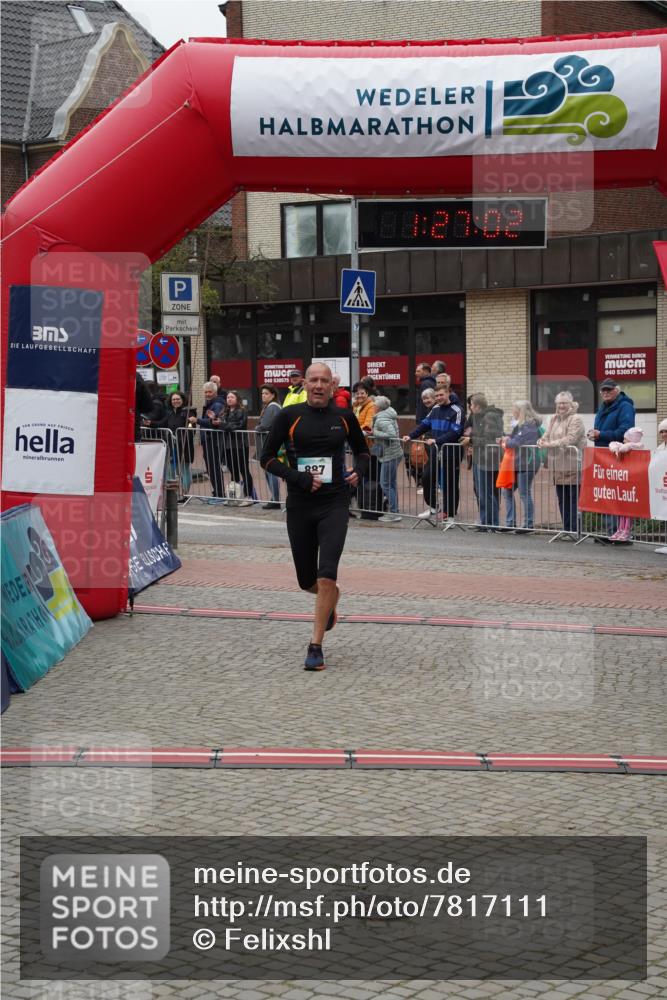 04.05.2025 - 8. Wedeler Halbmarathon Felixshl http://msf.ph/oto/7817111 04.05.2025 11:27:01 Ziel 887, 1100 meine-sportfotos.de