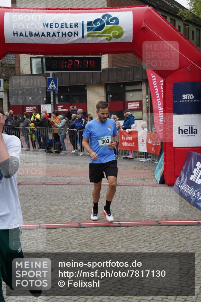 04.05.2025 - 8. Wedeler Halbmarathon Felixshl http://msf.ph/oto/7817130 04.05.2025 11:27:12 Ziel 303, 352 meine-sportfotos.de