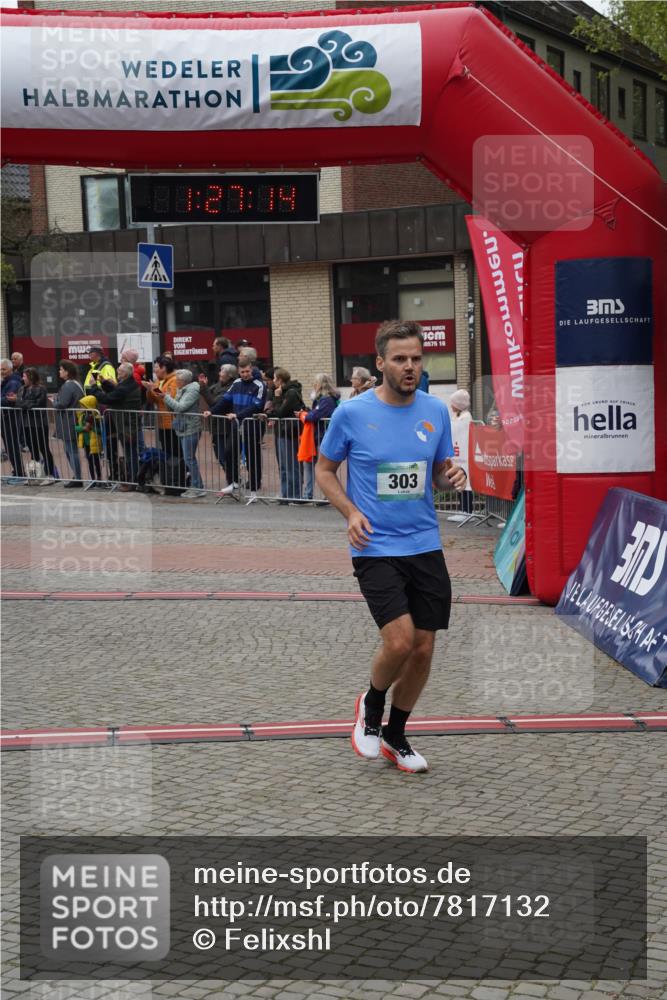 04.05.2025 - 8. Wedeler Halbmarathon Felixshl http://msf.ph/oto/7817132 04.05.2025 11:27:12 Ziel 303, 352 meine-sportfotos.de