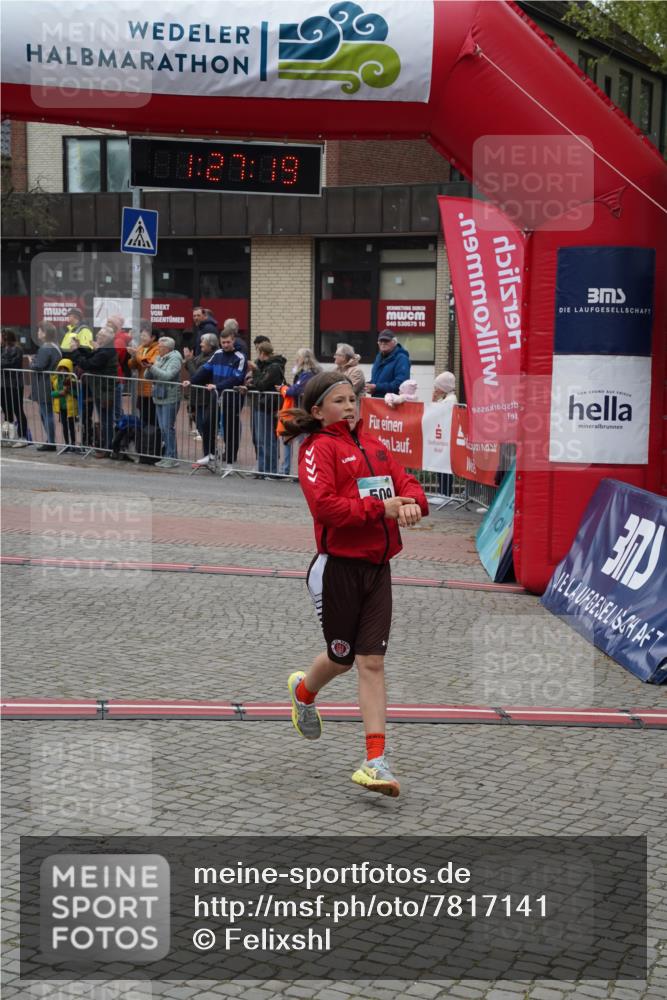 04.05.2025 - 8. Wedeler Halbmarathon Felixshl http://msf.ph/oto/7817141 04.05.2025 11:27:17 Ziel 303, 509, 1038 meine-sportfotos.de