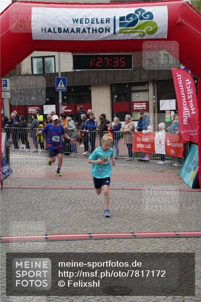 04.05.2025 - 8. Wedeler Halbmarathon Felixshl http://msf.ph/oto/7817172 04.05.2025 11:27:33 Ziel 674, 705, 790 meine-sportfotos.de