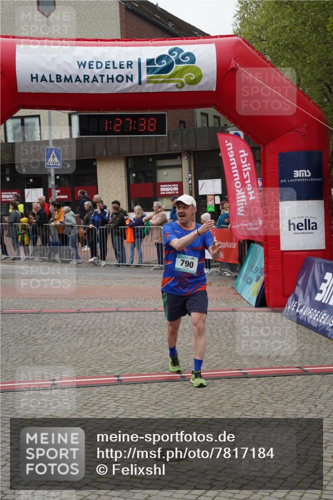 04.05.2025 - 8. Wedeler Halbmarathon Felixshl http://msf.ph/oto/7817184 04.05.2025 11:27:36 Ziel 705, 790, 1081, 1208 meine-sportfotos.de