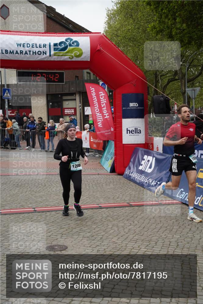 04.05.2025 - 8. Wedeler Halbmarathon Felixshl http://msf.ph/oto/7817195 04.05.2025 11:27:40 Ziel 790, 862, 1081, 1208 meine-sportfotos.de