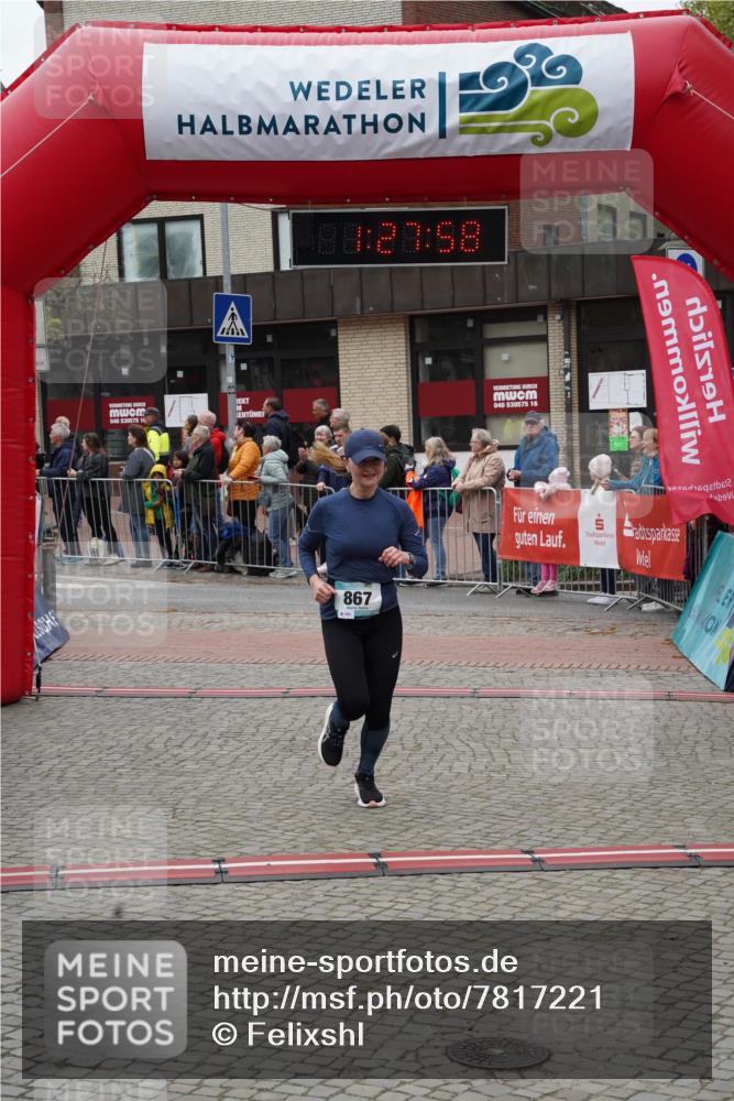 04.05.2025 - 8. Wedeler Halbmarathon Felixshl http://msf.ph/oto/7817221 04.05.2025 11:27:56 Ziel 867 meine-sportfotos.de