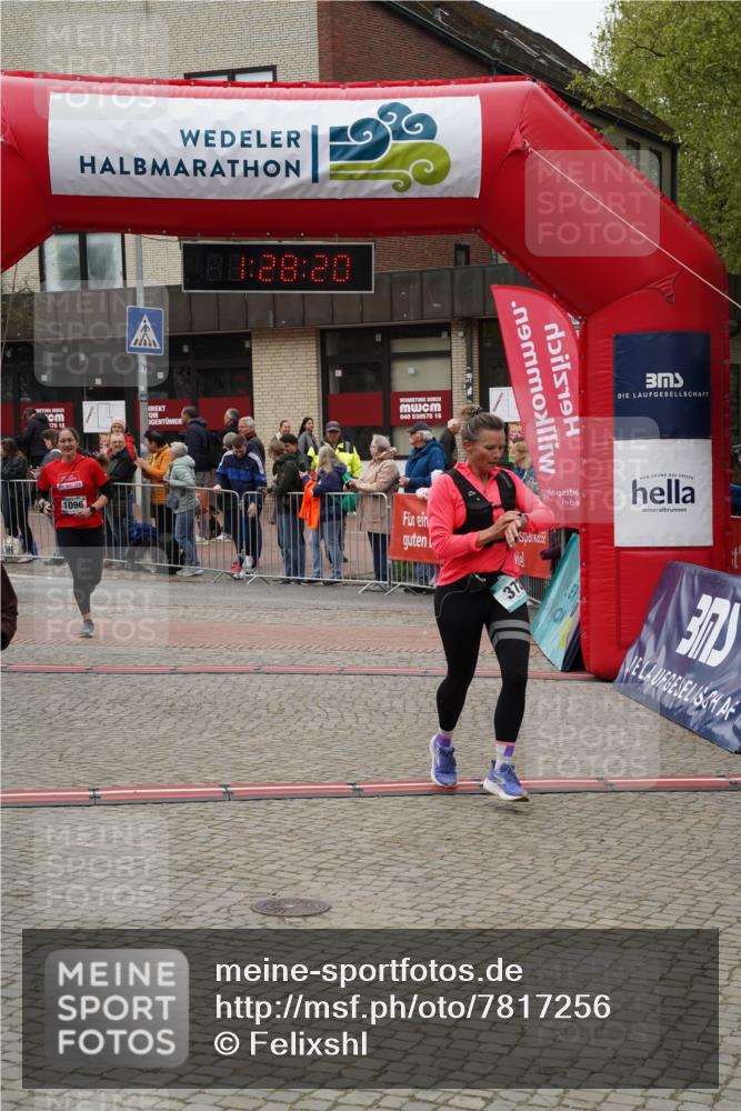 04.05.2025 - 8. Wedeler Halbmarathon Felixshl http://msf.ph/oto/7817256 04.05.2025 11:28:18 Ziel 372, 836, 1096, 1195 meine-sportfotos.de
