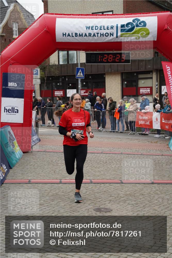 04.05.2025 - 8. Wedeler Halbmarathon Felixshl http://msf.ph/oto/7817261 04.05.2025 11:28:21 Ziel 372, 836, 1096, 1195 meine-sportfotos.de