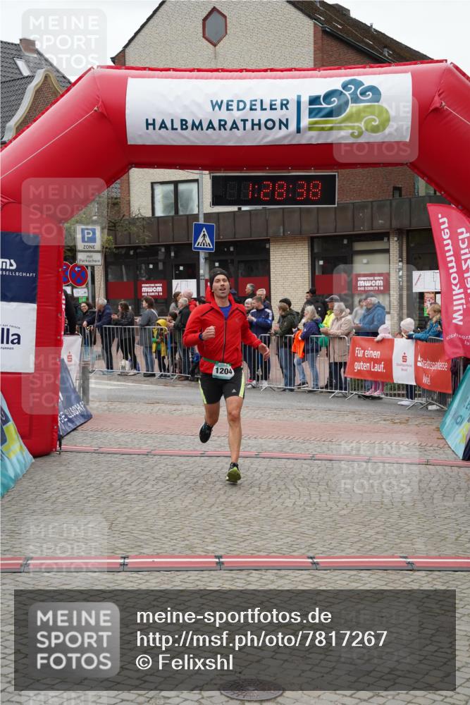 04.05.2025 - 8. Wedeler Halbmarathon Felixshl http://msf.ph/oto/7817267 04.05.2025 11:28:36 Ziel 227, 1204 meine-sportfotos.de