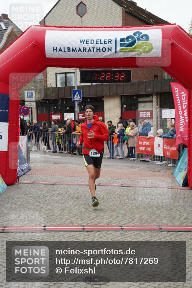 04.05.2025 - 8. Wedeler Halbmarathon Felixshl http://msf.ph/oto/7817269 04.05.2025 11:28:36 Ziel 227, 1204 meine-sportfotos.de