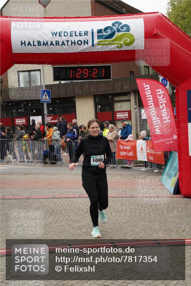 04.05.2025 - 8. Wedeler Halbmarathon Felixshl http://msf.ph/oto/7817354 04.05.2025 11:29:19 Ziel 1099, 1203 meine-sportfotos.de