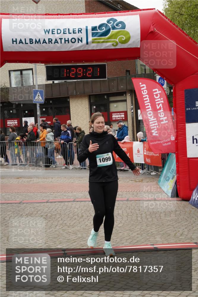 04.05.2025 - 8. Wedeler Halbmarathon Felixshl http://msf.ph/oto/7817357 04.05.2025 11:29:19 Ziel 1099, 1203 meine-sportfotos.de