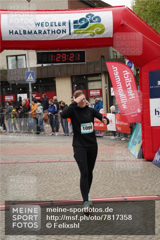 04.05.2025 - 8. Wedeler Halbmarathon Felixshl http://msf.ph/oto/7817358 04.05.2025 11:29:19 Ziel 1099, 1203 meine-sportfotos.de
