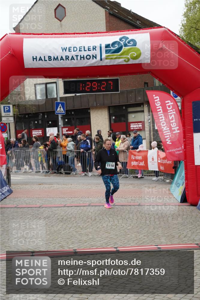04.05.2025 - 8. Wedeler Halbmarathon Felixshl http://msf.ph/oto/7817359 04.05.2025 11:29:25 Ziel 1118 meine-sportfotos.de