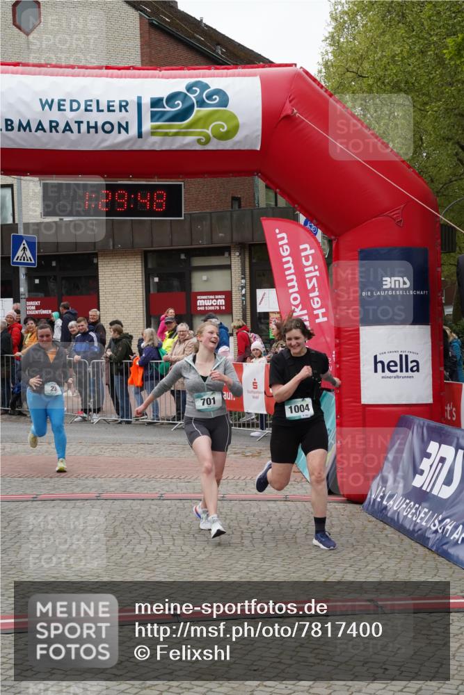 04.05.2025 - 8. Wedeler Halbmarathon Felixshl http://msf.ph/oto/7817400 04.05.2025 11:29:46 Ziel 23, 701, 973, 1004 meine-sportfotos.de