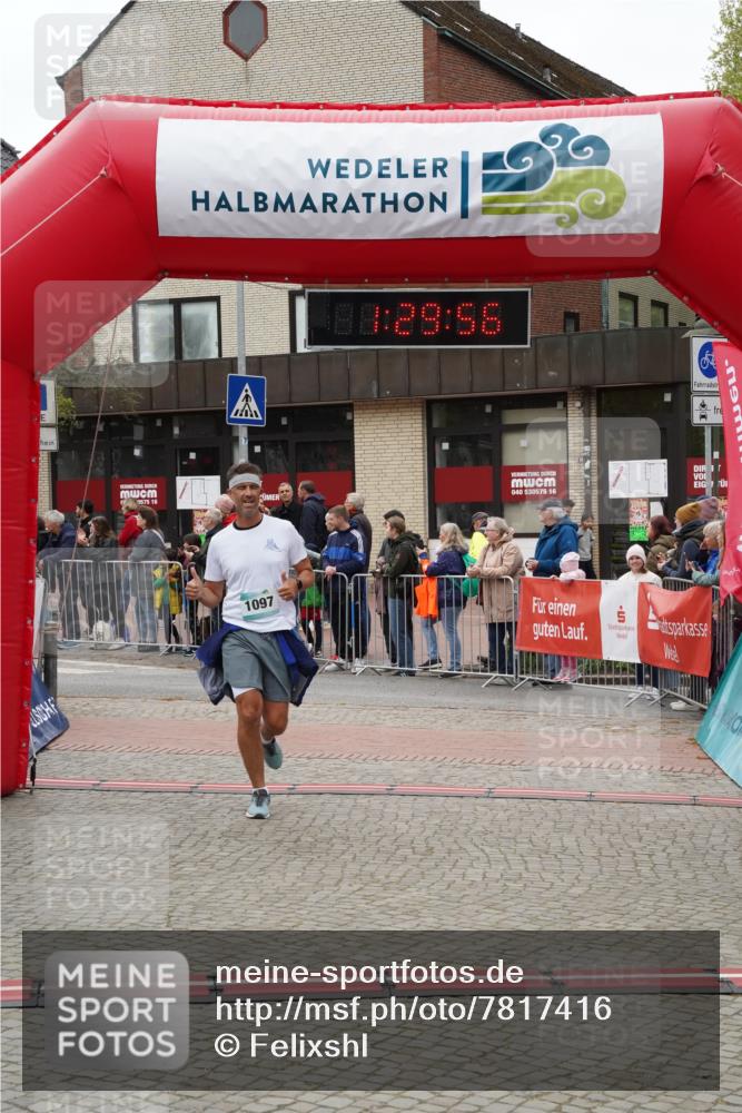 04.05.2025 - 8. Wedeler Halbmarathon Felixshl http://msf.ph/oto/7817416 04.05.2025 11:29:54 Ziel 1097 meine-sportfotos.de