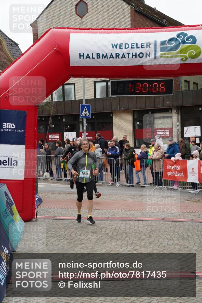 04.05.2025 - 8. Wedeler Halbmarathon Felixshl http://msf.ph/oto/7817435 04.05.2025 11:30:04 Ziel 454, 567, 704, 959, 1006, 1133 meine-sportfotos.de