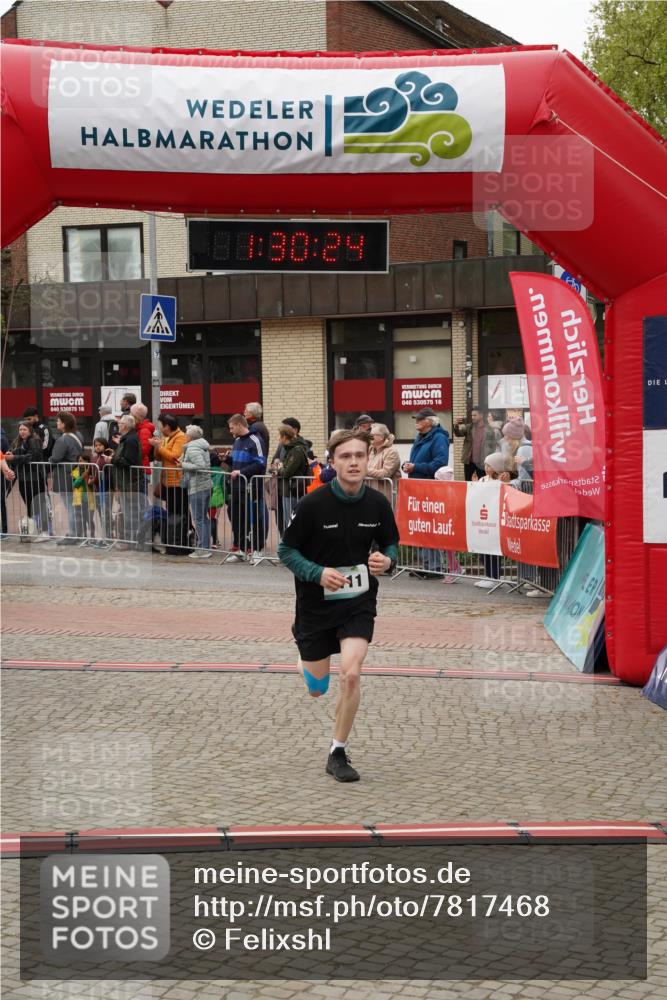 04.05.2025 - 8. Wedeler Halbmarathon Felixshl http://msf.ph/oto/7817468 04.05.2025 11:30:23 Ziel 514, 929, 1111 meine-sportfotos.de