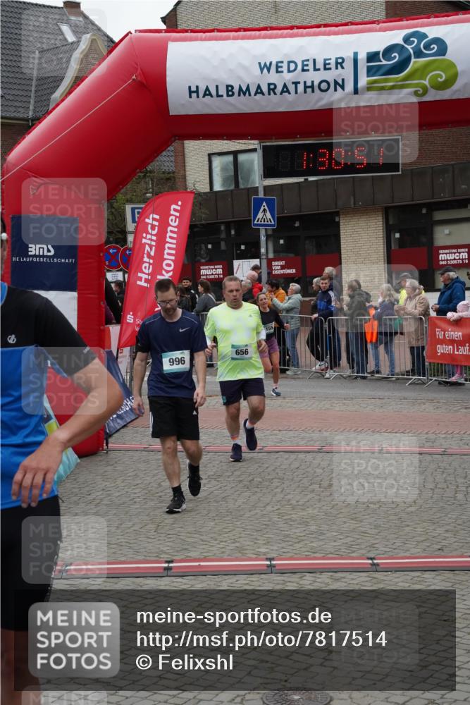 04.05.2025 - 8. Wedeler Halbmarathon Felixshl http://msf.ph/oto/7817514 04.05.2025 11:30:49 Ziel 155, 610, 656, 659, 996 meine-sportfotos.de