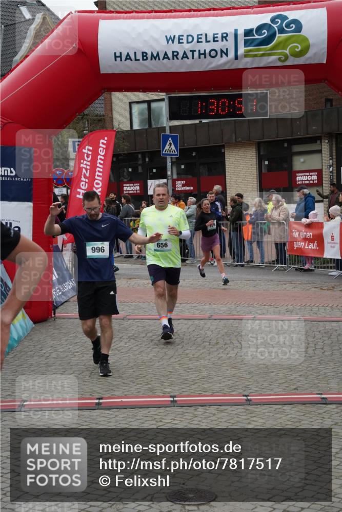 04.05.2025 - 8. Wedeler Halbmarathon Felixshl http://msf.ph/oto/7817517 04.05.2025 11:30:49 Ziel 155, 610, 656, 659, 996 meine-sportfotos.de