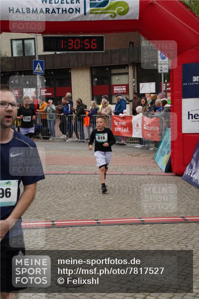 04.05.2025 - 8. Wedeler Halbmarathon Felixshl http://msf.ph/oto/7817527 04.05.2025 11:30:54 Ziel 155, 610, 616, 656, 996, 1130 meine-sportfotos.de