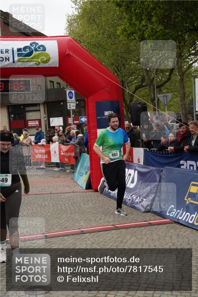 04.05.2025 - 8. Wedeler Halbmarathon Felixshl http://msf.ph/oto/7817545 04.05.2025 11:31:03 Ziel 177, 649, 843, 883 meine-sportfotos.de