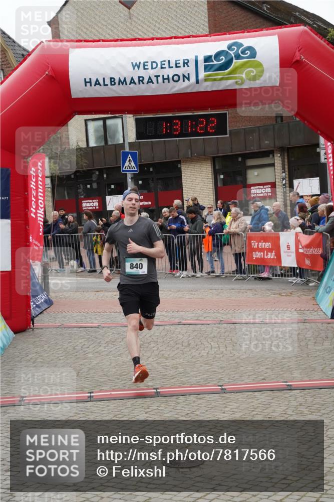 04.05.2025 - 8. Wedeler Halbmarathon Felixshl http://msf.ph/oto/7817566 04.05.2025 11:31:20 Ziel 840, 934 meine-sportfotos.de
