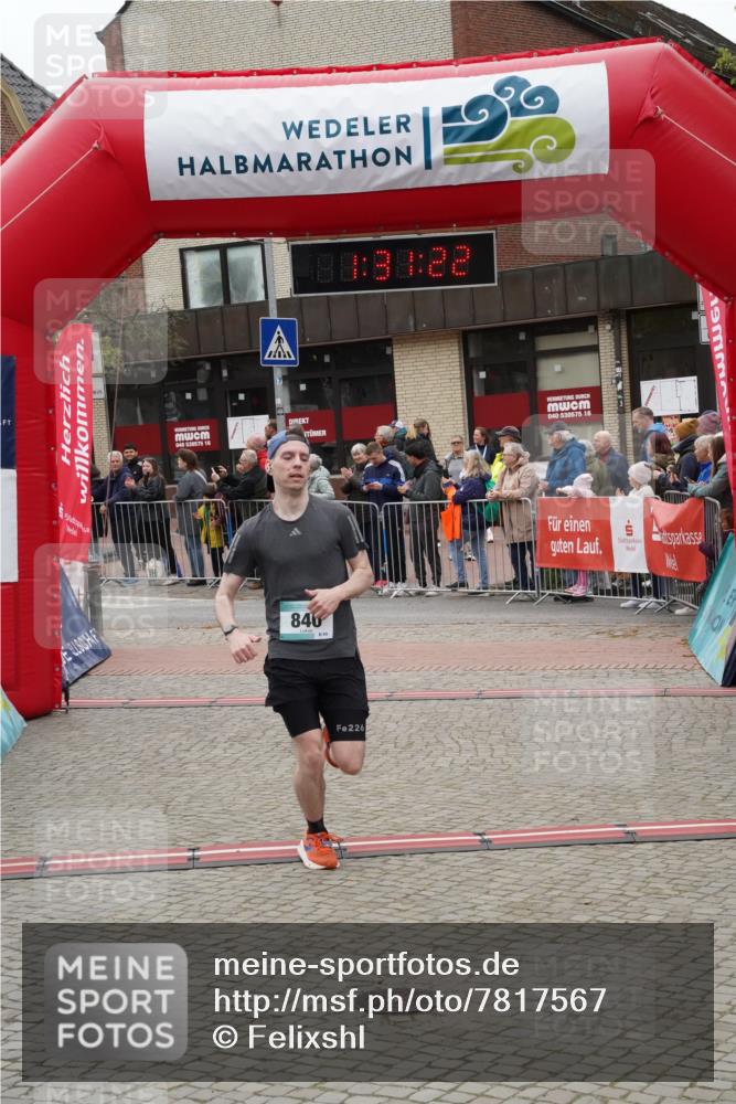 04.05.2025 - 8. Wedeler Halbmarathon Felixshl http://msf.ph/oto/7817567 04.05.2025 11:31:20 Ziel 840, 934 meine-sportfotos.de