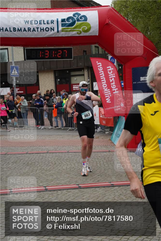 04.05.2025 - 8. Wedeler Halbmarathon Felixshl http://msf.ph/oto/7817580 04.05.2025 11:31:25 Ziel 840, 863, 934 meine-sportfotos.de