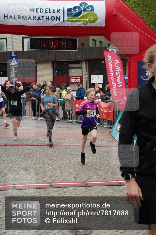 04.05.2025 - 8. Wedeler Halbmarathon Felixshl http://msf.ph/oto/7817688 04.05.2025 11:32:39 Ziel 311, 354, 579, 728, 774, 1101, 1211 meine-sportfotos.de