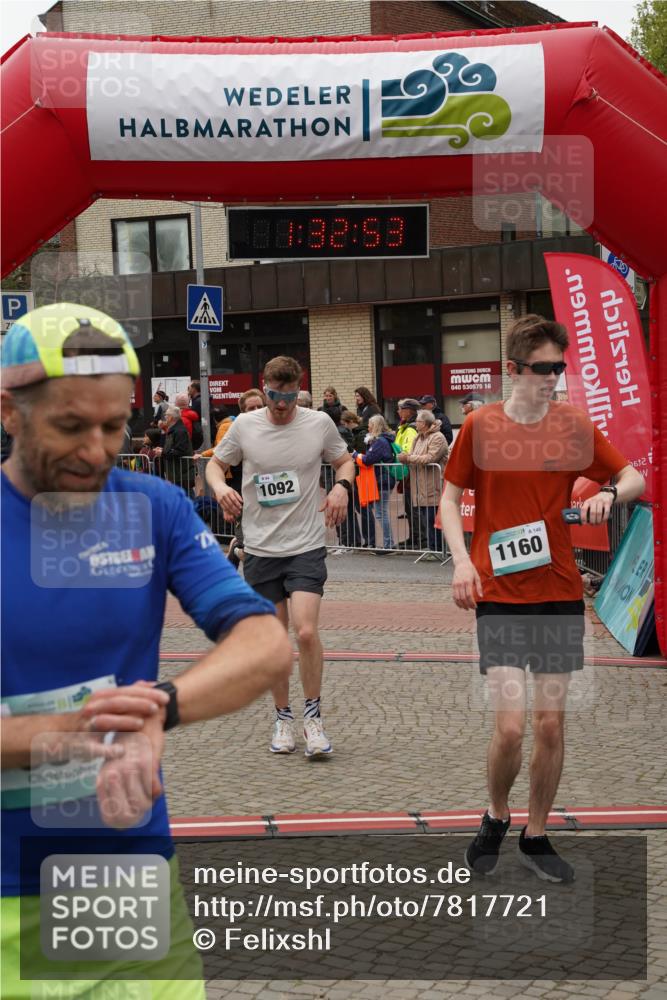 04.05.2025 - 8. Wedeler Halbmarathon Felixshl http://msf.ph/oto/7817721 04.05.2025 11:32:51 Ziel 33, 356, 1053, 1092, 1160 meine-sportfotos.de