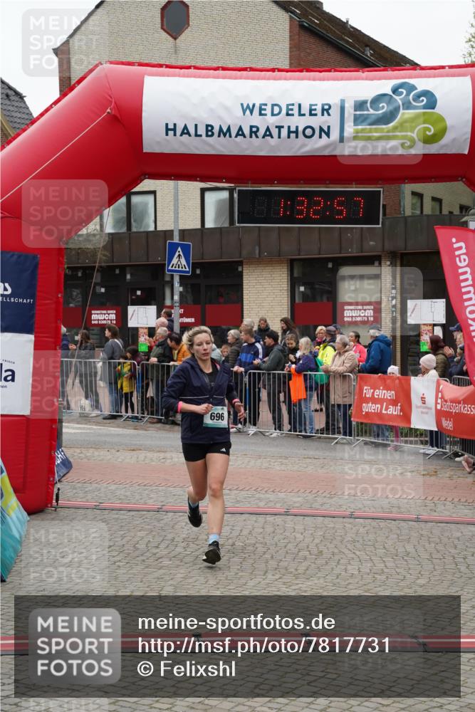 04.05.2025 - 8. Wedeler Halbmarathon Felixshl http://msf.ph/oto/7817731 04.05.2025 11:32:55 Ziel 33, 446, 696, 968, 1092, 1160 meine-sportfotos.de