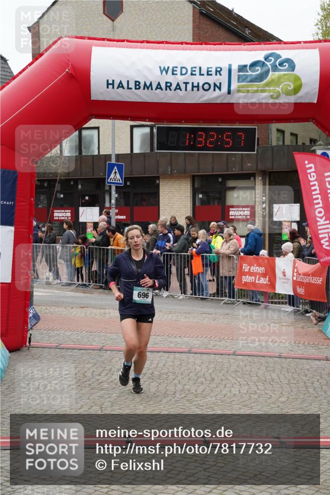 04.05.2025 - 8. Wedeler Halbmarathon Felixshl http://msf.ph/oto/7817732 04.05.2025 11:32:55 Ziel 33, 446, 696, 968, 1092, 1160 meine-sportfotos.de