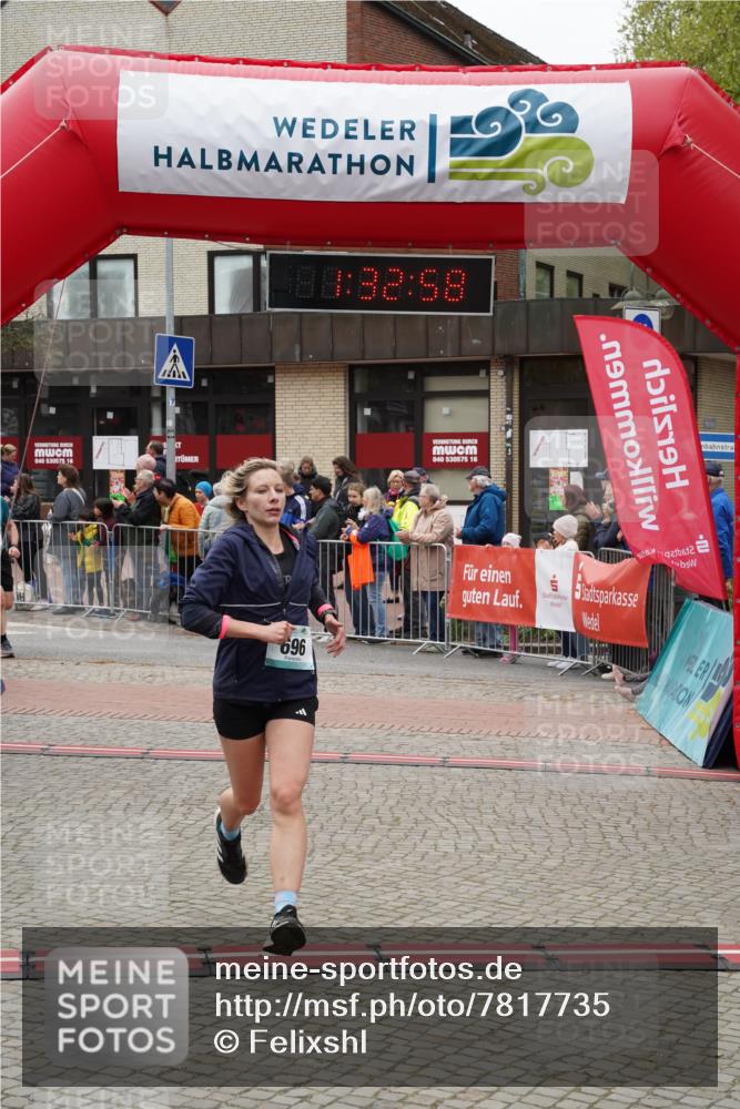 04.05.2025 - 8. Wedeler Halbmarathon Felixshl http://msf.ph/oto/7817735 04.05.2025 11:32:56 Ziel 33, 446, 696, 968, 1092 meine-sportfotos.de