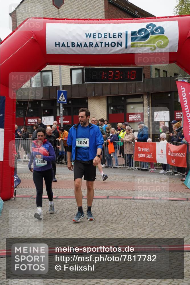 04.05.2025 - 8. Wedeler Halbmarathon Felixshl http://msf.ph/oto/7817782 04.05.2025 11:33:16 Ziel 745, 921, 1024, 1089, 1170, 1205, 1215 meine-sportfotos.de