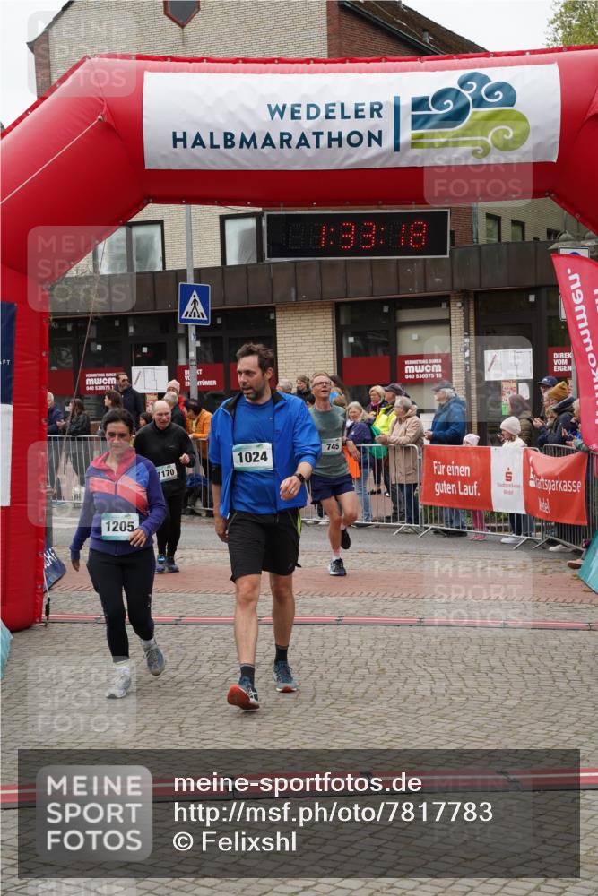 04.05.2025 - 8. Wedeler Halbmarathon Felixshl http://msf.ph/oto/7817783 04.05.2025 11:33:16 Ziel 745, 921, 1024, 1089, 1170, 1205, 1215 meine-sportfotos.de