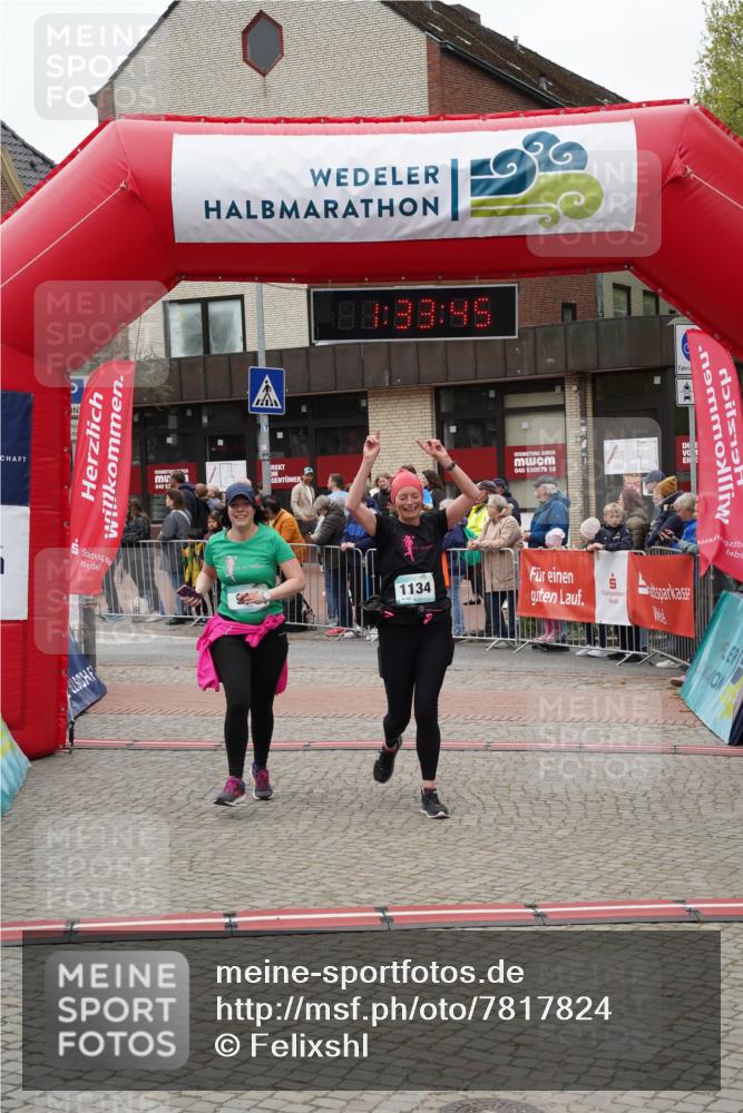 04.05.2025 - 8. Wedeler Halbmarathon Felixshl http://msf.ph/oto/7817824 04.05.2025 11:33:43 Ziel 916, 1128, 1134 meine-sportfotos.de