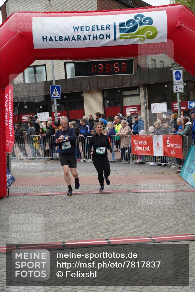 04.05.2025 - 8. Wedeler Halbmarathon Felixshl http://msf.ph/oto/7817837 04.05.2025 11:33:51 Ziel 336, 700, 703 meine-sportfotos.de