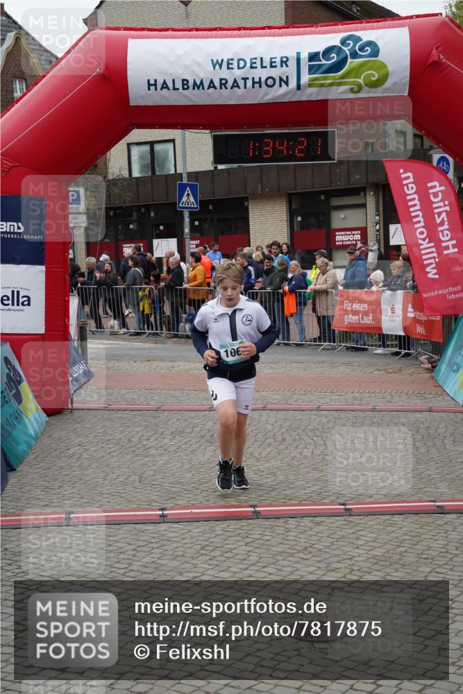 04.05.2025 - 8. Wedeler Halbmarathon Felixshl http://msf.ph/oto/7817875 04.05.2025 11:34:19 Ziel 58, 1060 meine-sportfotos.de