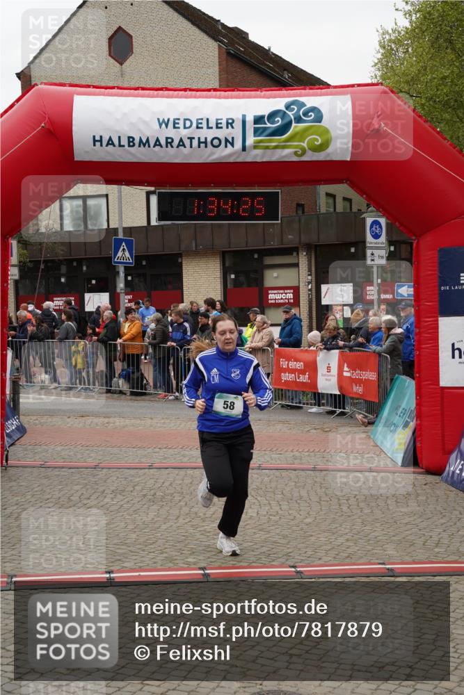 04.05.2025 - 8. Wedeler Halbmarathon Felixshl http://msf.ph/oto/7817879 04.05.2025 11:34:23 Ziel 58, 1060 meine-sportfotos.de
