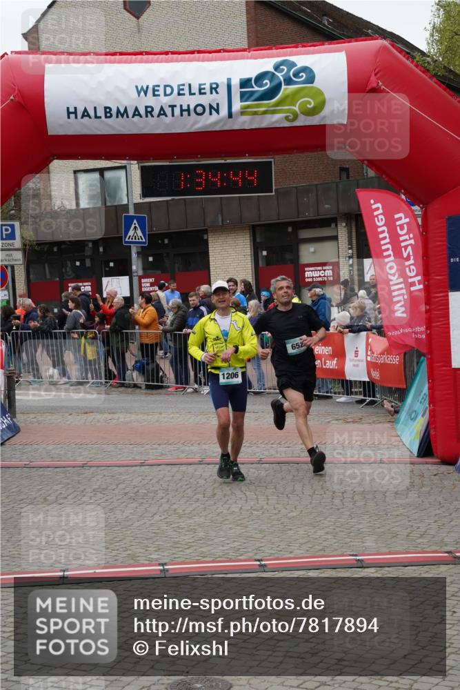04.05.2025 - 8. Wedeler Halbmarathon Felixshl http://msf.ph/oto/7817894 04.05.2025 11:34:42 Ziel 508, 652, 678, 1206 meine-sportfotos.de