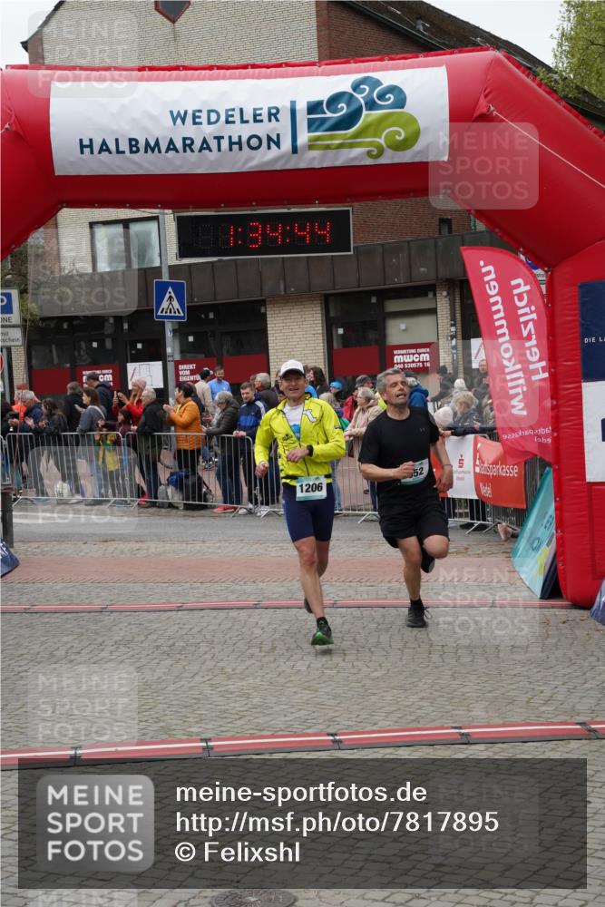 04.05.2025 - 8. Wedeler Halbmarathon Felixshl http://msf.ph/oto/7817895 04.05.2025 11:34:42 Ziel 508, 652, 678, 1206 meine-sportfotos.de