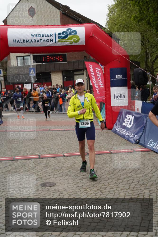 04.05.2025 - 8. Wedeler Halbmarathon Felixshl http://msf.ph/oto/7817902 04.05.2025 11:34:44 Ziel 513, 652, 678, 967, 1059, 1206 meine-sportfotos.de