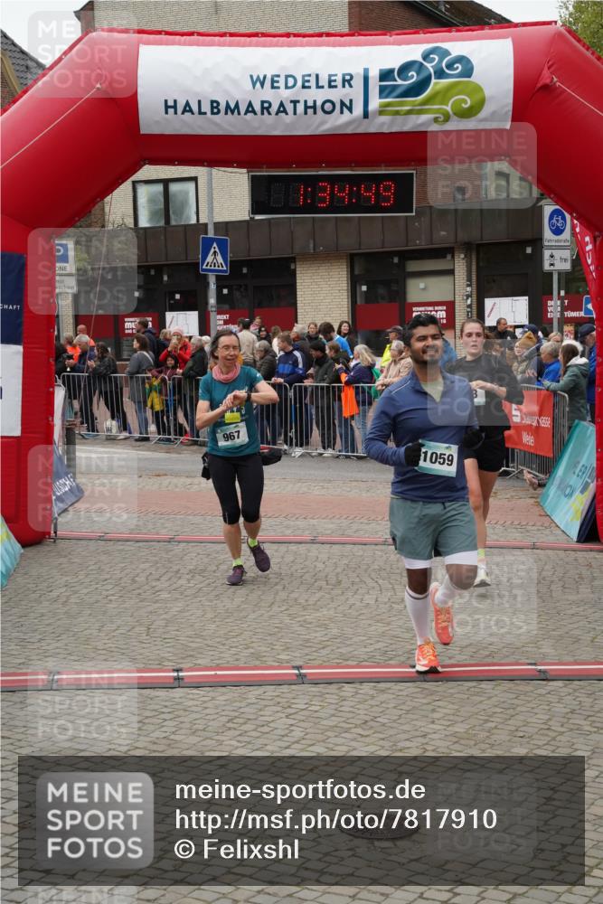 04.05.2025 - 8. Wedeler Halbmarathon Felixshl http://msf.ph/oto/7817910 04.05.2025 11:34:47 Ziel 513, 652, 678, 967, 1059, 1206 meine-sportfotos.de