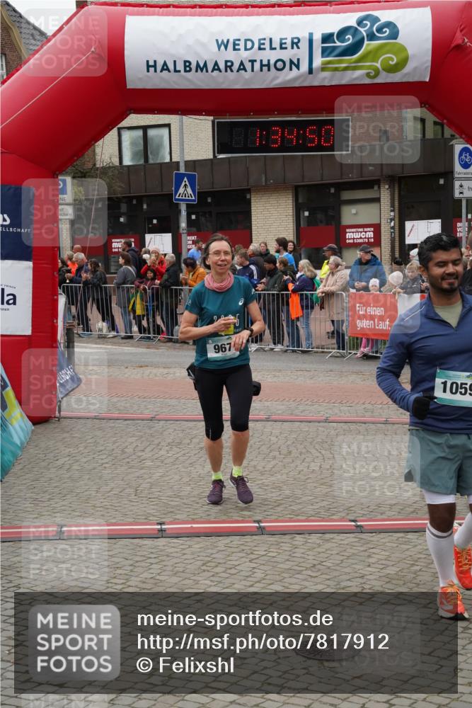 04.05.2025 - 8. Wedeler Halbmarathon Felixshl http://msf.ph/oto/7817912 04.05.2025 11:34:48 Ziel 513, 652, 678, 967, 1059, 1206 meine-sportfotos.de