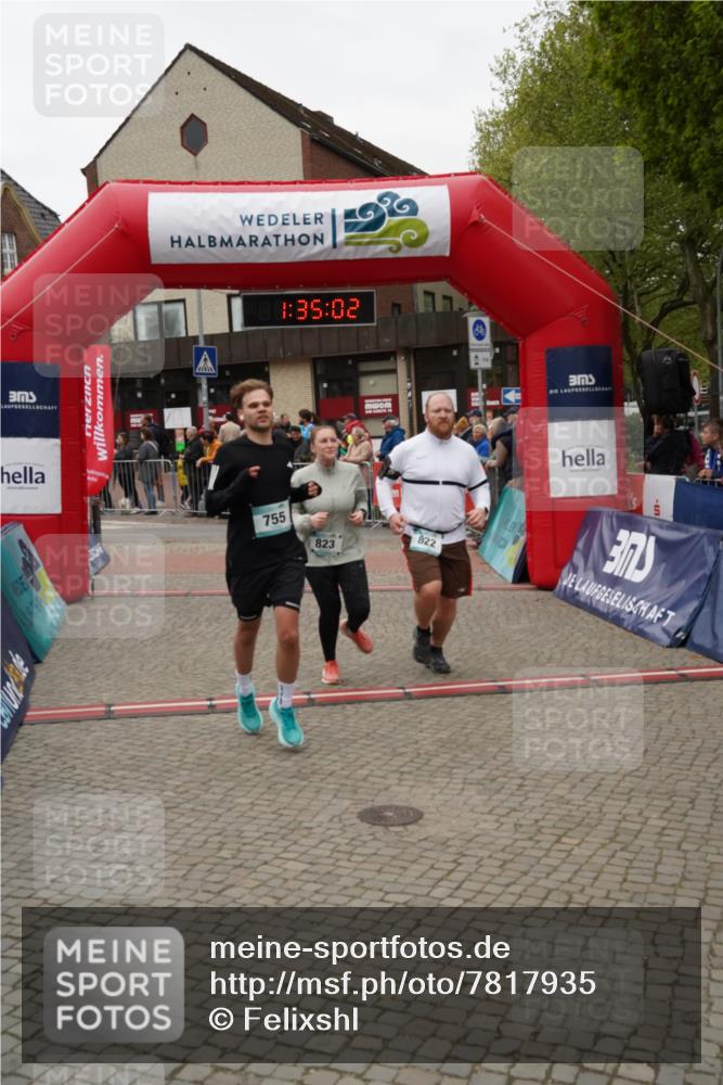 04.05.2025 - 8. Wedeler Halbmarathon Felixshl http://msf.ph/oto/7817935 04.05.2025 11:35:00 Ziel 662, 755, 793, 822, 823, 1103 meine-sportfotos.de