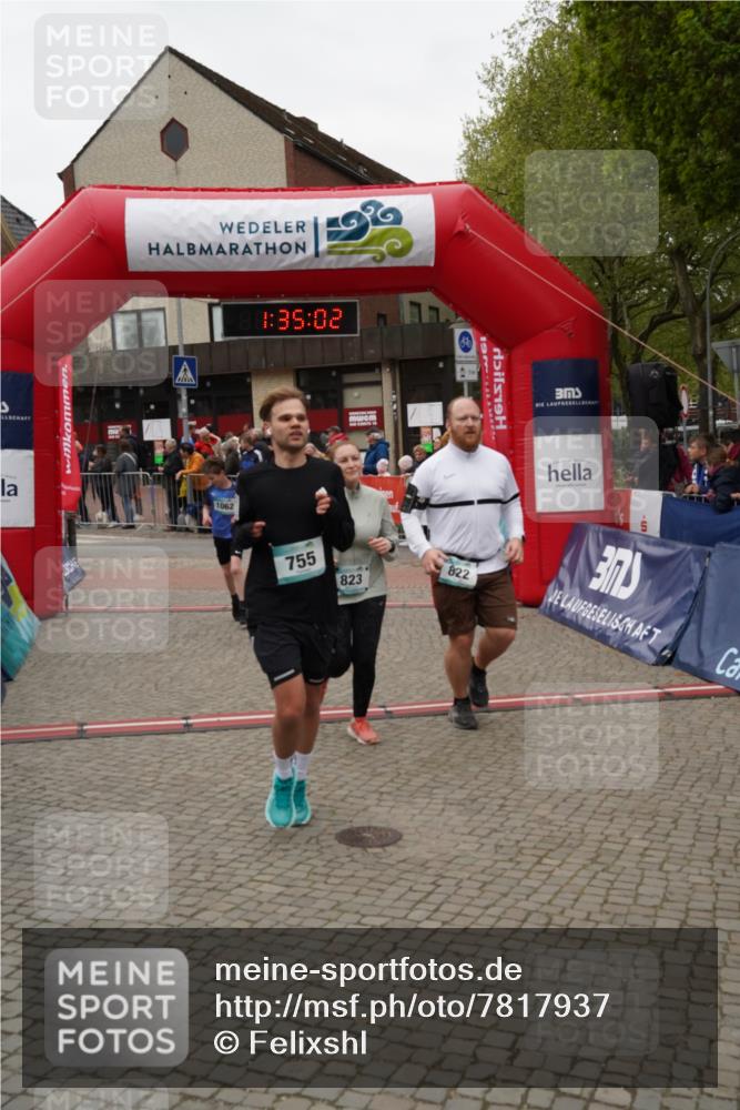 04.05.2025 - 8. Wedeler Halbmarathon Felixshl http://msf.ph/oto/7817937 04.05.2025 11:35:00 Ziel 662, 755, 793, 822, 823, 1103 meine-sportfotos.de