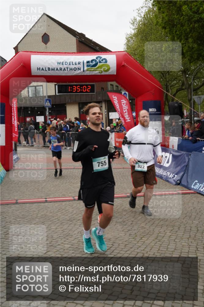 04.05.2025 - 8. Wedeler Halbmarathon Felixshl http://msf.ph/oto/7817939 04.05.2025 11:35:00 Ziel 662, 755, 793, 822, 823, 1103 meine-sportfotos.de