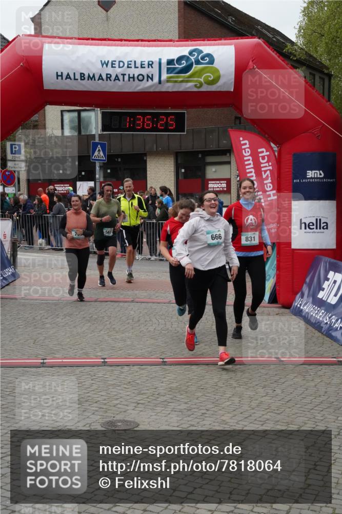 04.05.2025 - 8. Wedeler Halbmarathon Felixshl http://msf.ph/oto/7818064 04.05.2025 11:36:23 Ziel 397, 563, 666, 767, 776, 831 meine-sportfotos.de